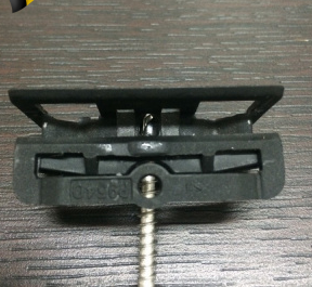 Клипса-кляймер TWINSON Terrace в комплекте с саморезами